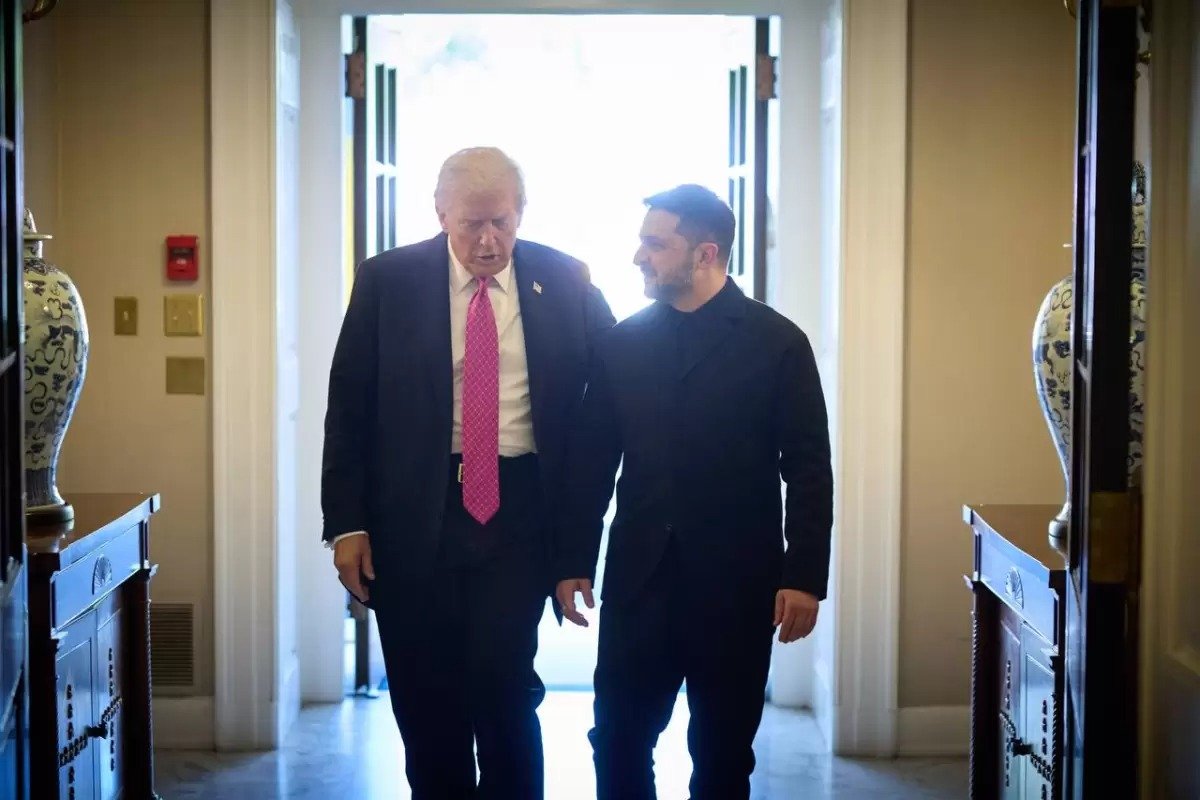 Украина бойынша бейбіт келісім: Зеленский Трамппен Флоридада кездеседі