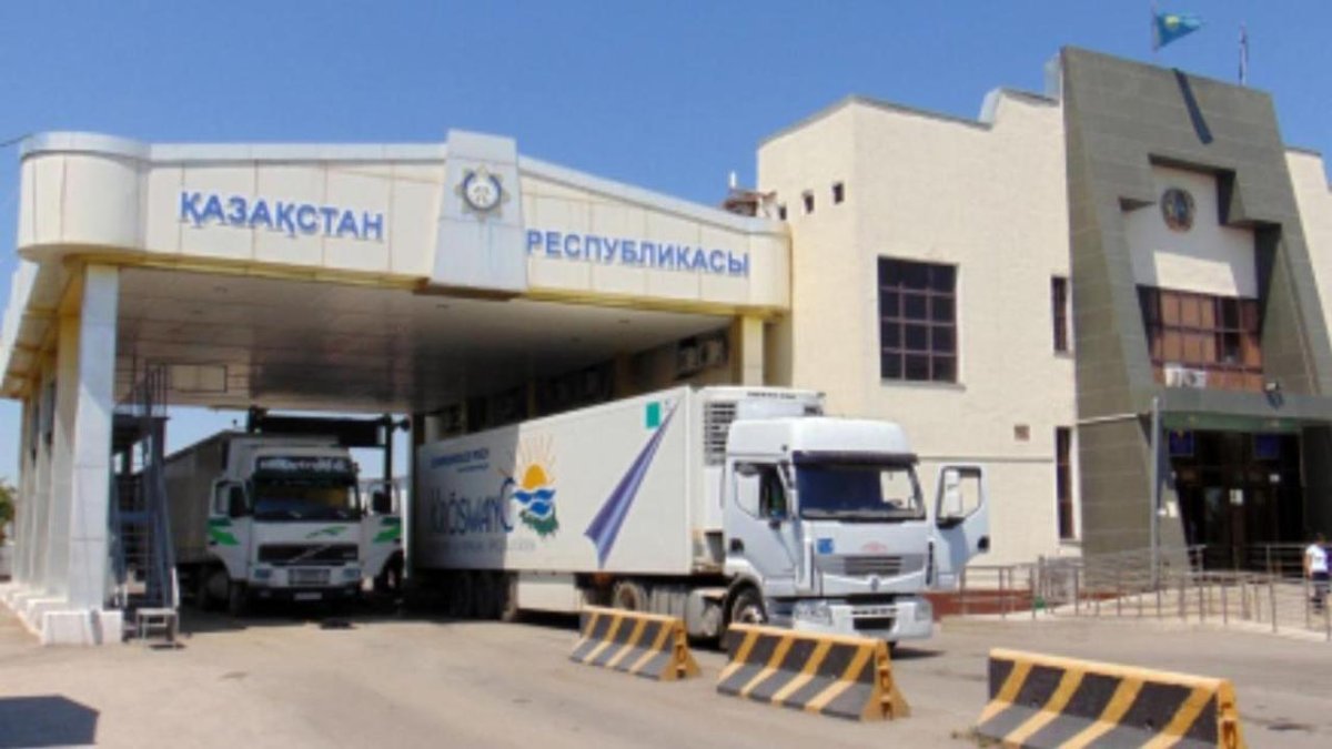 «Сұр импорт» пен темекі контрабандасына қарсы күрес қашан күшейеді?