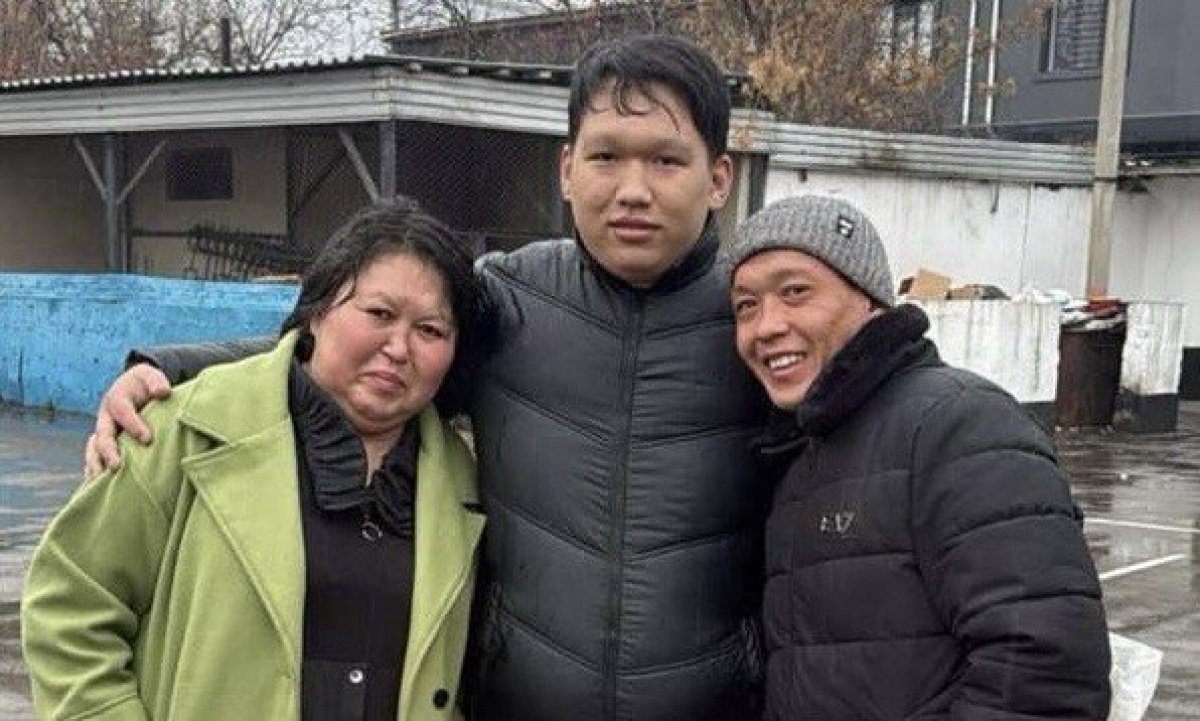 «Бір айдан соң табытпен оралды»: Тағы бір сарбаз көз жұмды