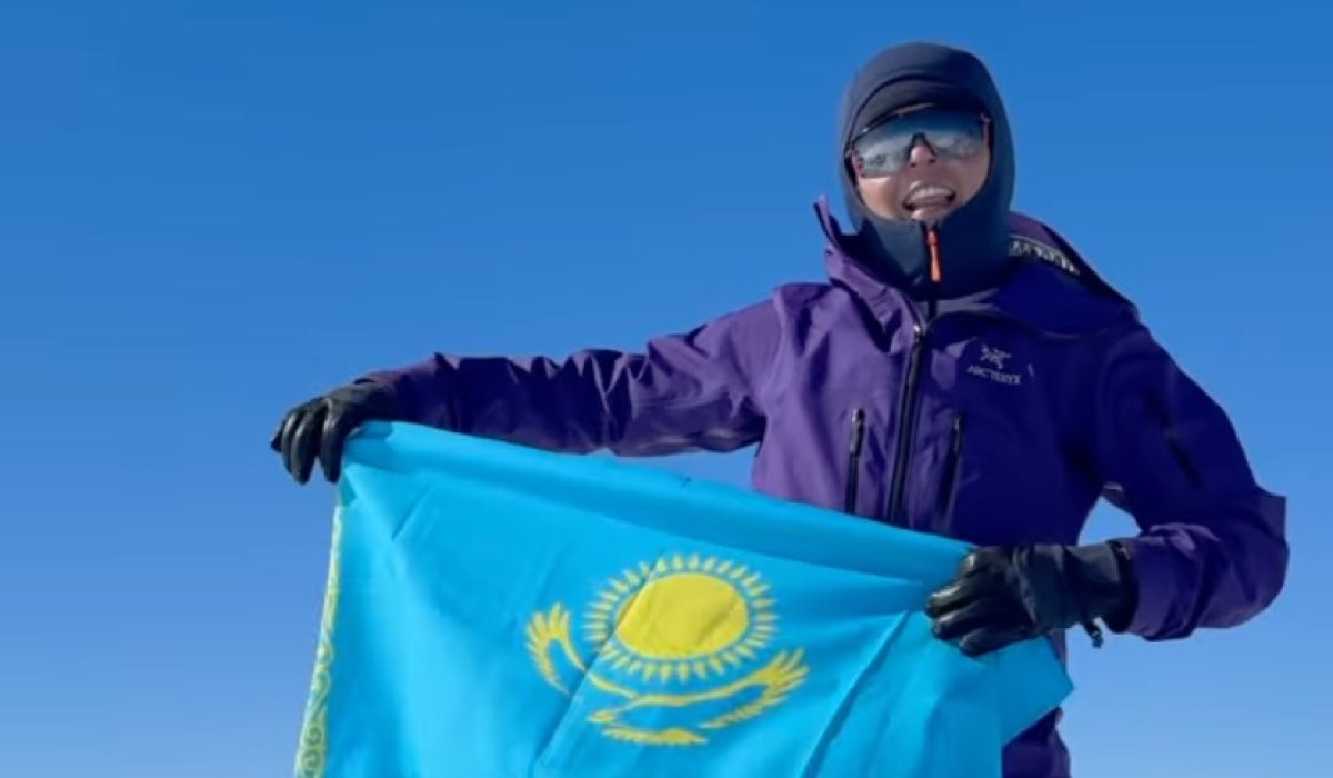 Қазақстандық альпинист әйел әлемдегі ең биік жеті шыңды бағындырды