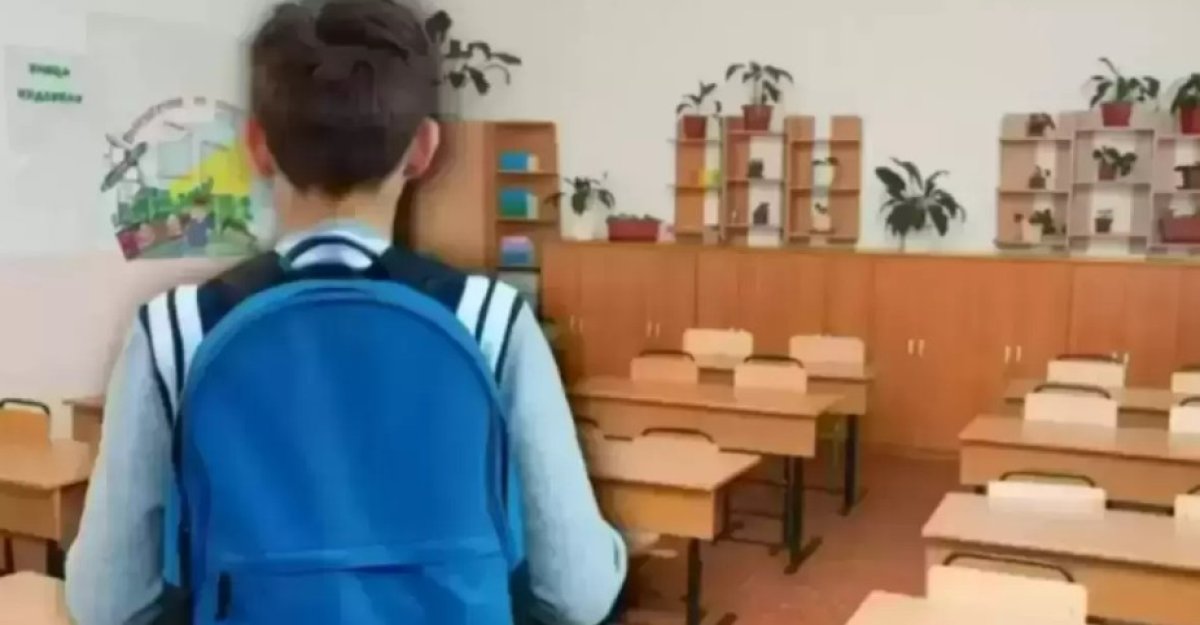 Оқушылар ғана емес студенттер де қашықтан оқиды