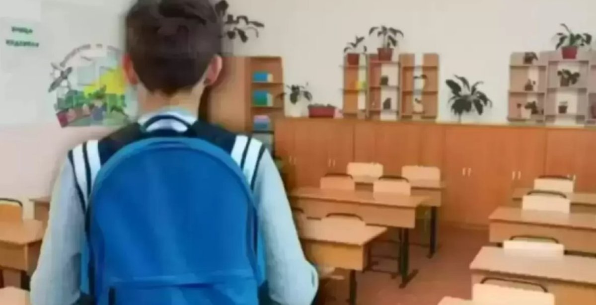 Аязға байланысты: оқушылар мен студенттер қашықтан оқиды