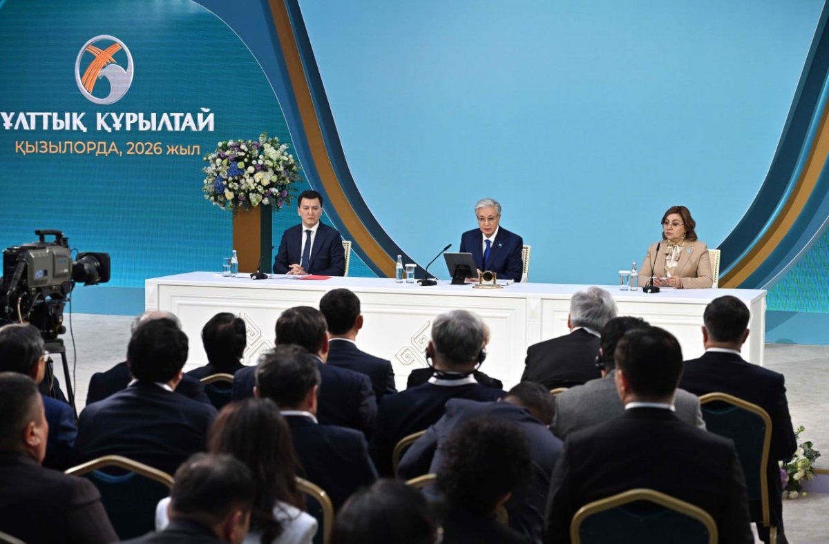 Тоқaев бәсекеден гөрі мұрагерлік туралы көбірек ойлайды – саясаттанушы