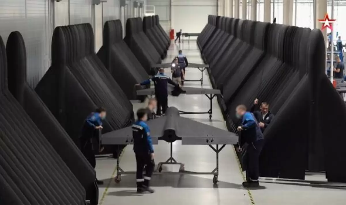 Ресей қазақстандық қыздарды дрон құрастыруға шақыра бастаған