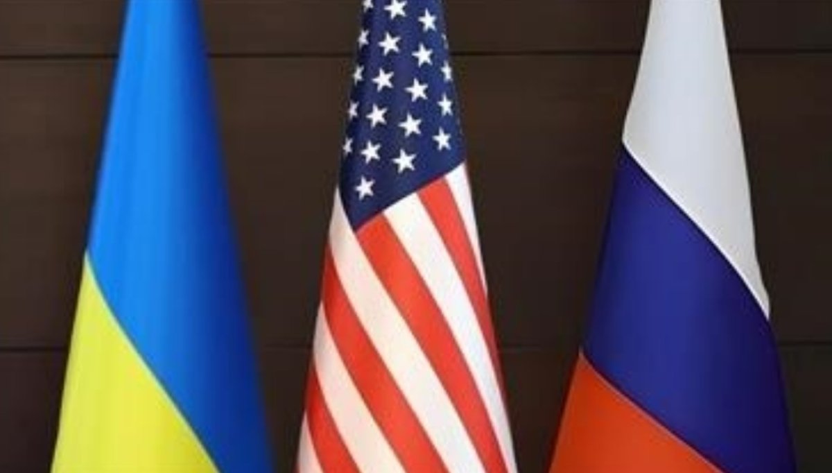 Зеленский Путинмен кездесуге дайын екенін айтты