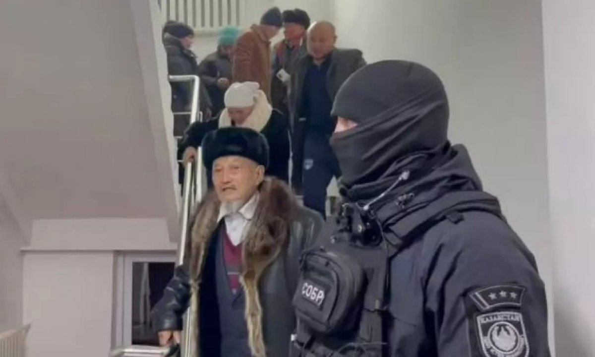 АҚШ конгрессмені «Атажұрт»  белсенділерін босатуға шақырды