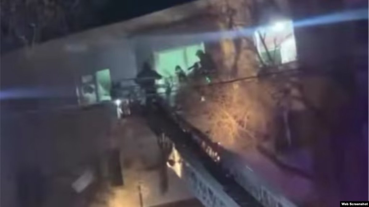 Қонаевта көпқабатты тұрғын үйде газ баллоны жарылып, екі адам зардап шекті