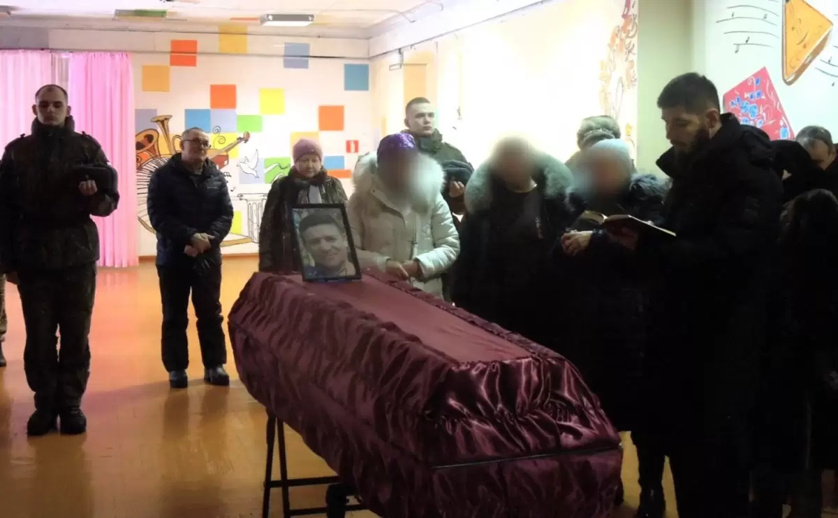 Украинадағы соғысқа қатысқан Қазақстан тумасы Ресейде жерленді