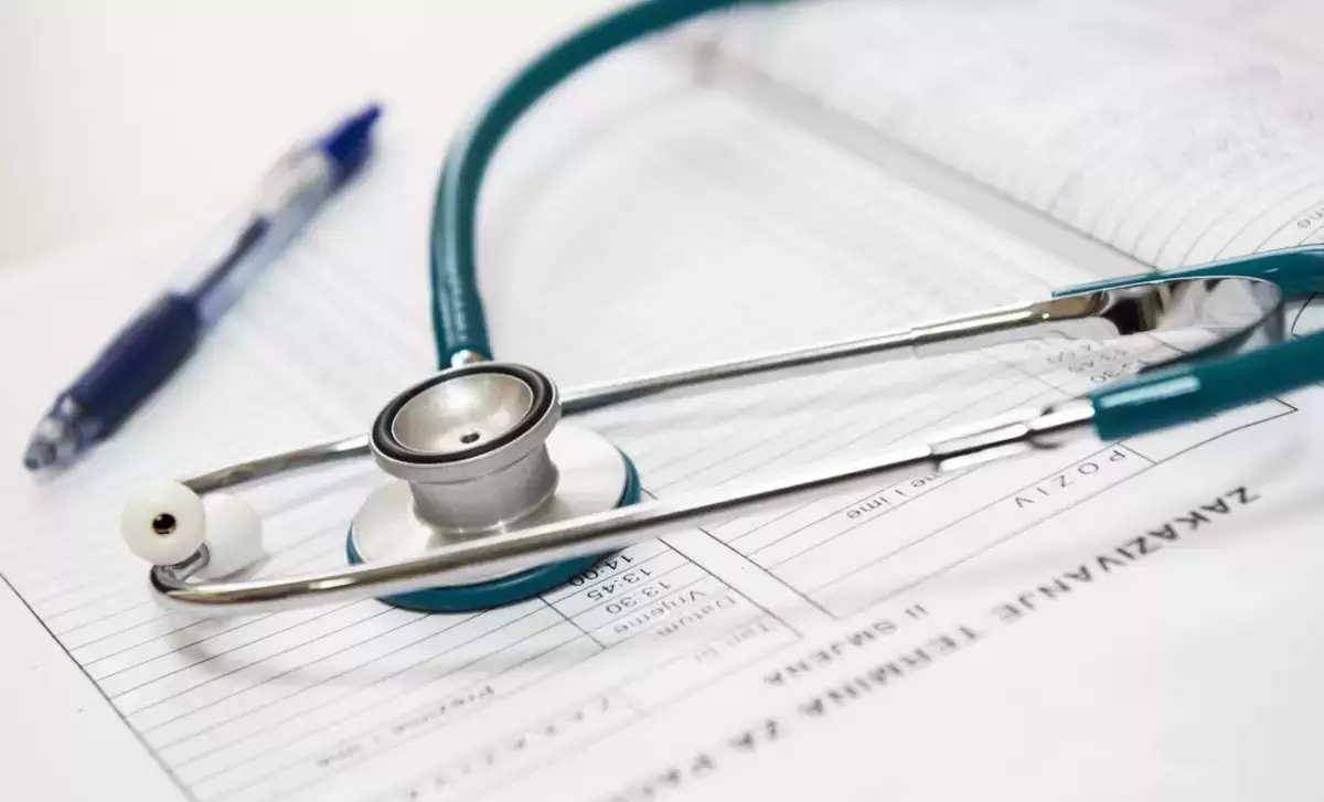 Елде заң бұзған 400-ге жуық медициналық мекеме жабылды