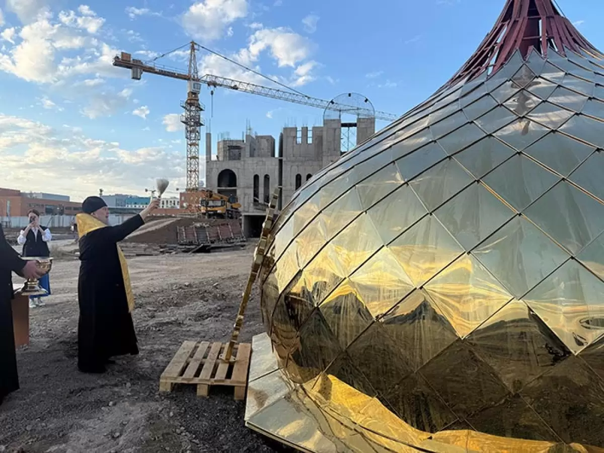 Астанада Орталық Азиядағы ең ірі шіркеу салынып жатыр – депутаттар қарсы