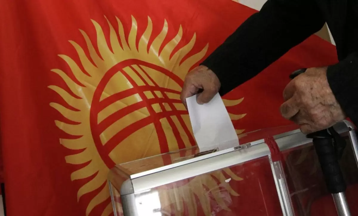 Қырғызстанда кезектен тыс президент сайлауын өткізу ұсынылды