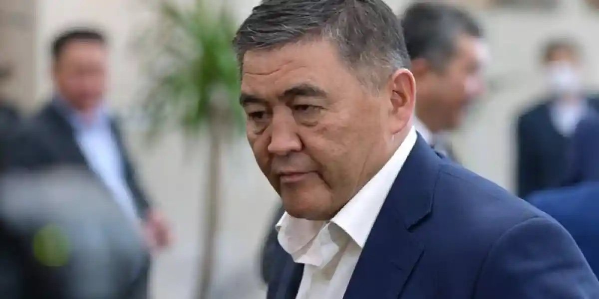 Қызметінен қуылған Қамшыбек Ташиев Бішкекке оралды