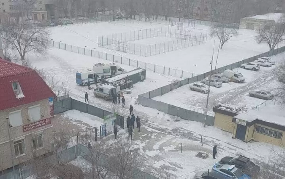 Ақтөбеде мектеп маңынан ер адамның бөлшектелген мәйіті табылды