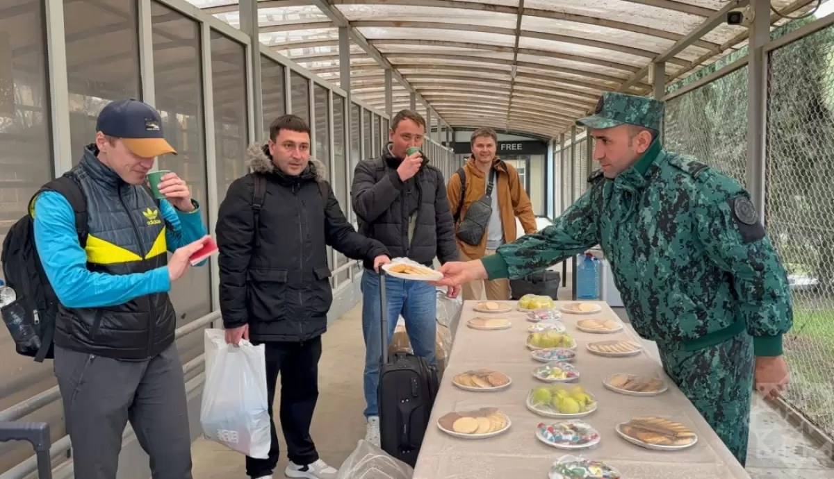 Әзербайжан Ираннан эвакуацияланған қазақстандыққа көмектесті