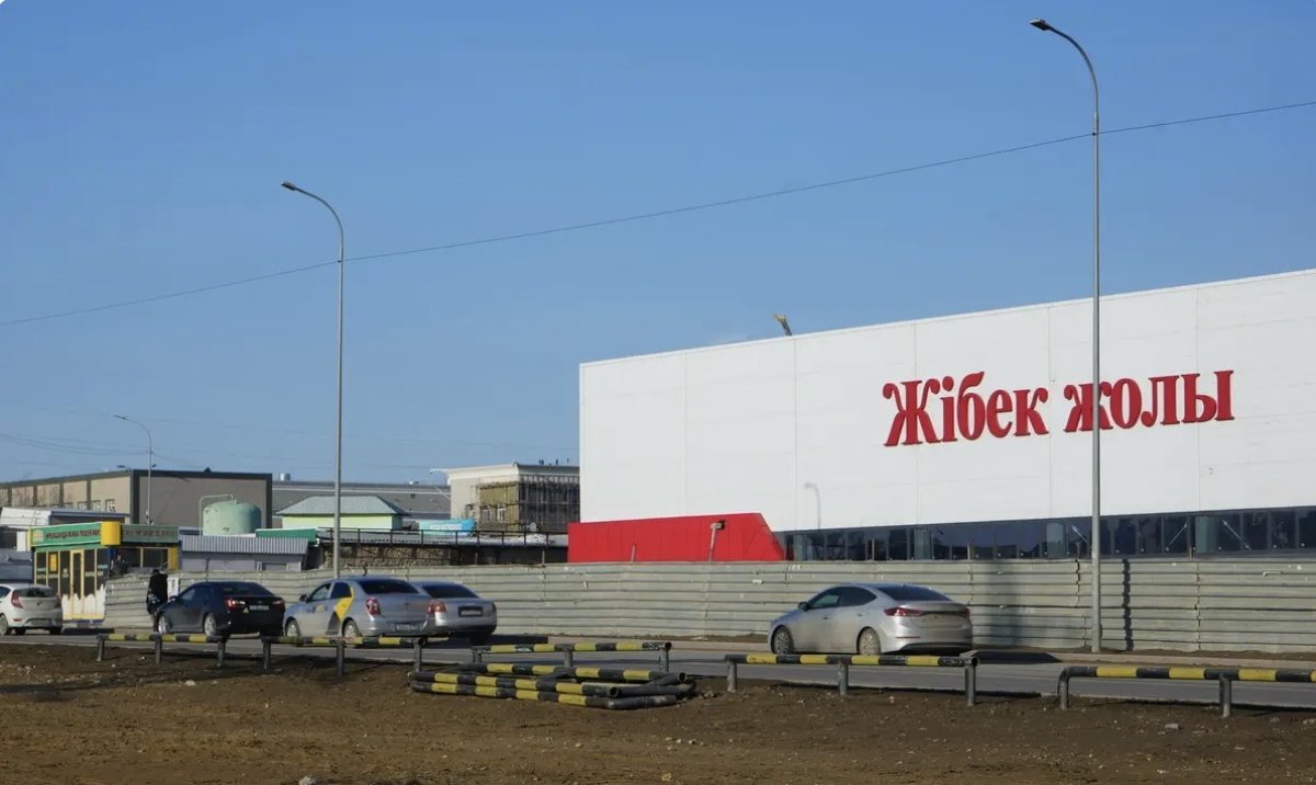Ақтаудағы сауда орталығы үш жылдан бері ашылмай келеді