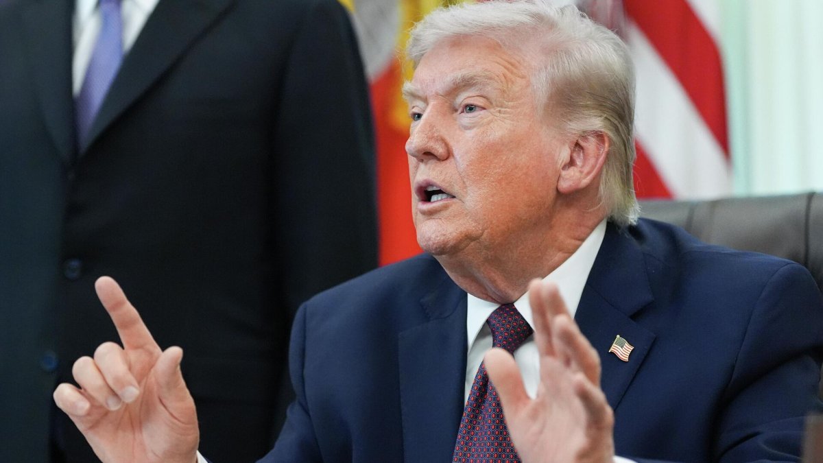 Трамп Тегеранға бағыттаған түнгі шабуылдарының ВИДЕОСЫН жариялады