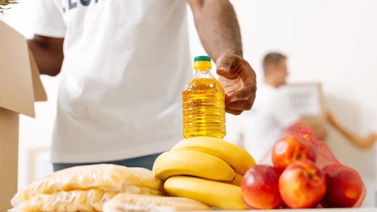 Қазақстандықтарға қайырымдылық жасауға не кедергі