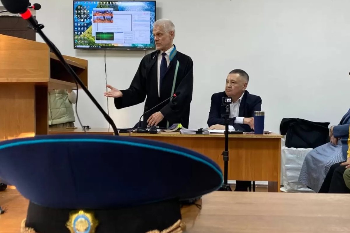 «Барлық ісім заңға сай»: Алматыда Оразалы Ержановтың соты басталды