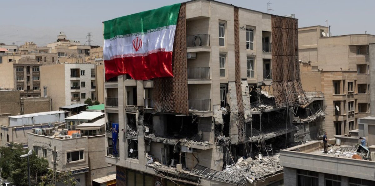 Бомбалау ма, блокада ма: Трамп Иранға қатысты қандай тапсырма берді?