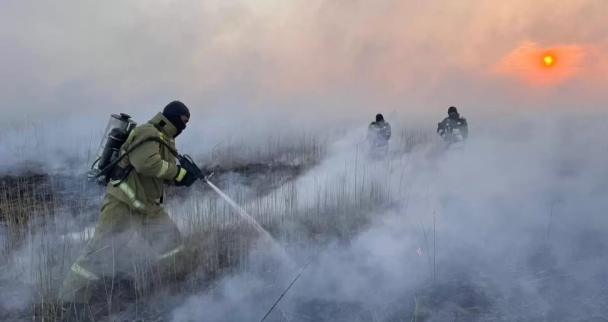 «Ақжайық» резерваты өртеніп жатыр