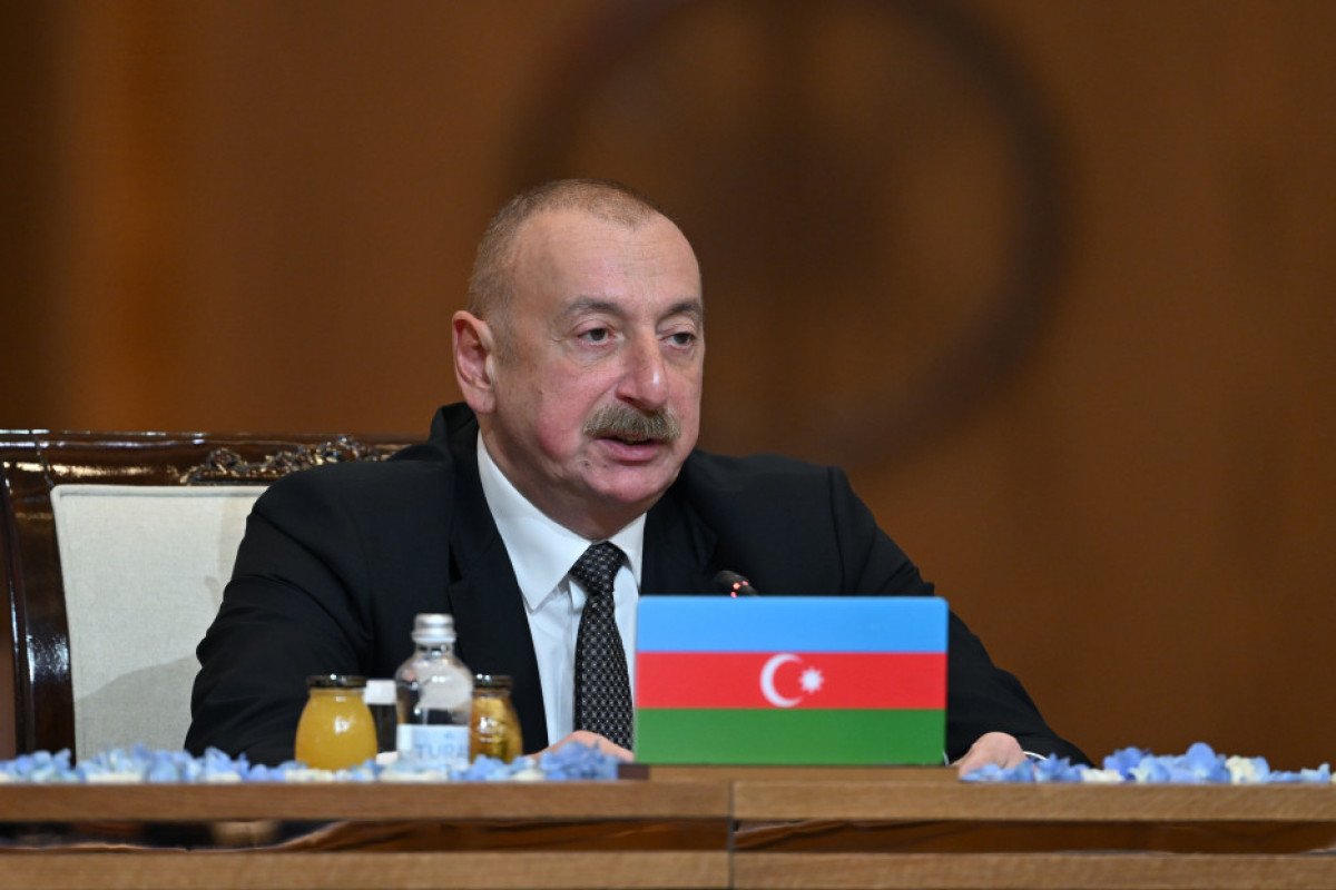 «Саботаж жасап отыр»: Әлиев Еуропарламентке шүйлікті