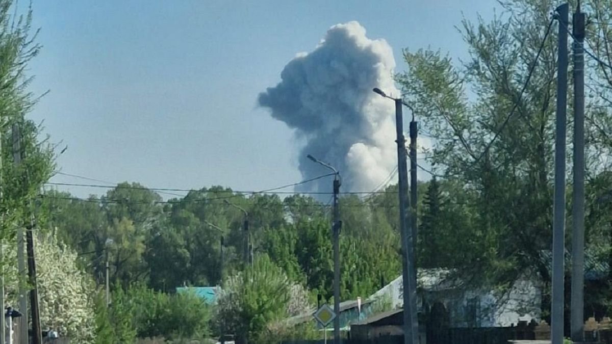 Өскеменде зауытта жарылыс болып, ғимараттың бір бөлігі опырылды