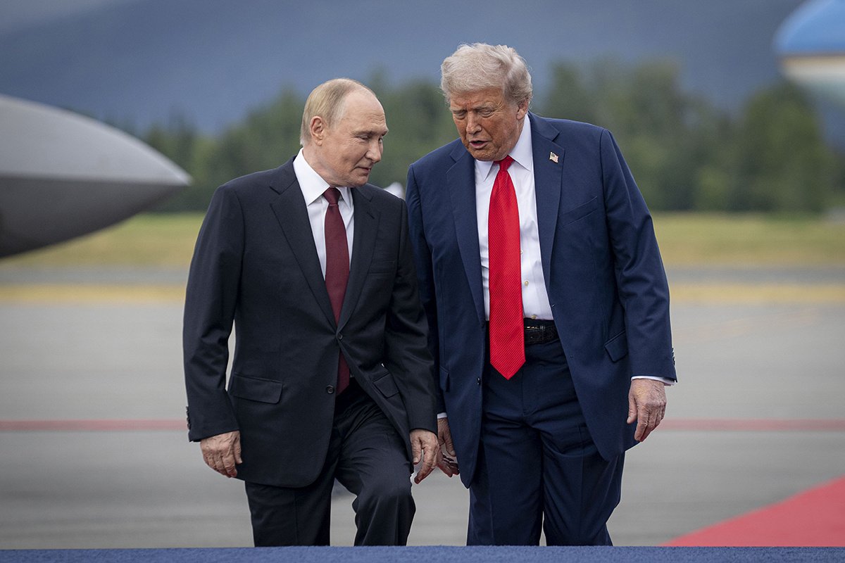 Батысқа төнген басты қауіп: Трамп Ресеймен жақындасуға неге мүдделі