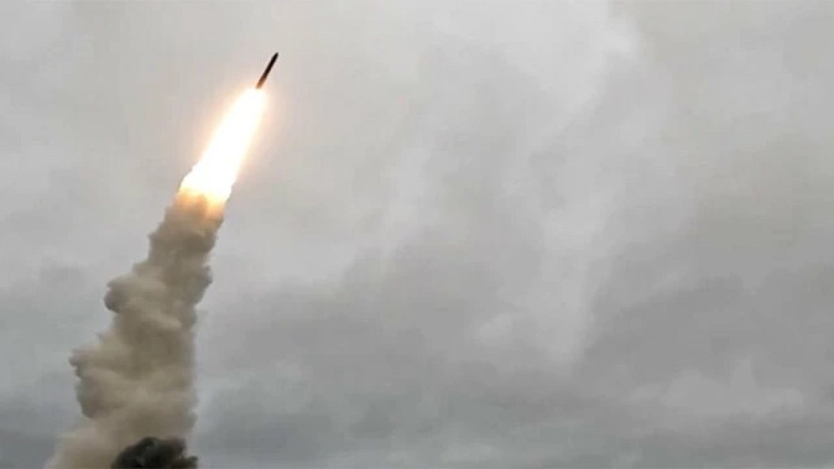 Ресей Украинаны «Орешник» зымырандарымен атқылады