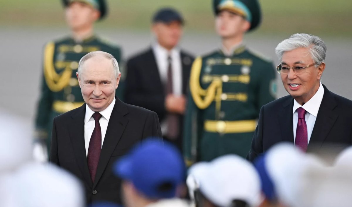 Путин Қазақстанға үлкен делегациямен келді