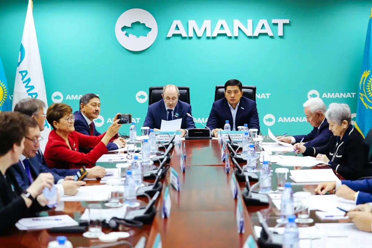 AMANAT партиясы «Әділетпен» бірігу мүмкін