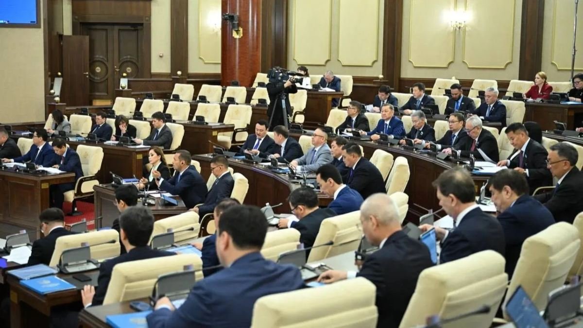 «Amanat» партиясының бірқатар депутаты Құрылтайға өтуі мүмкін – Қошанов