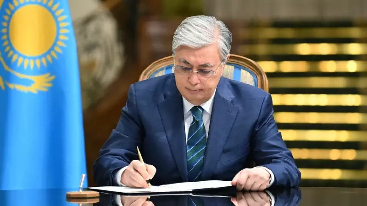 Тоқаев «Халық кеңесін» құру туралы жарлыққа қол қойды