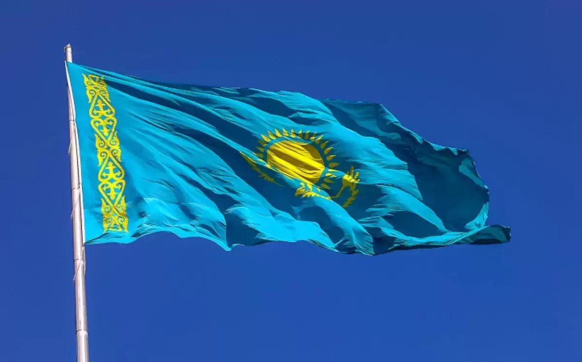 Қазақстандықтарға балконға ту ілуге рұқсат беріледі