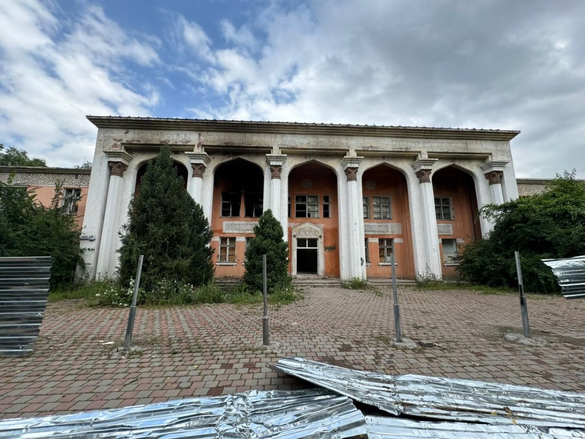 Алматыда теміржол ауруханасы ақыры мемлекет меншігіне қайтарылды