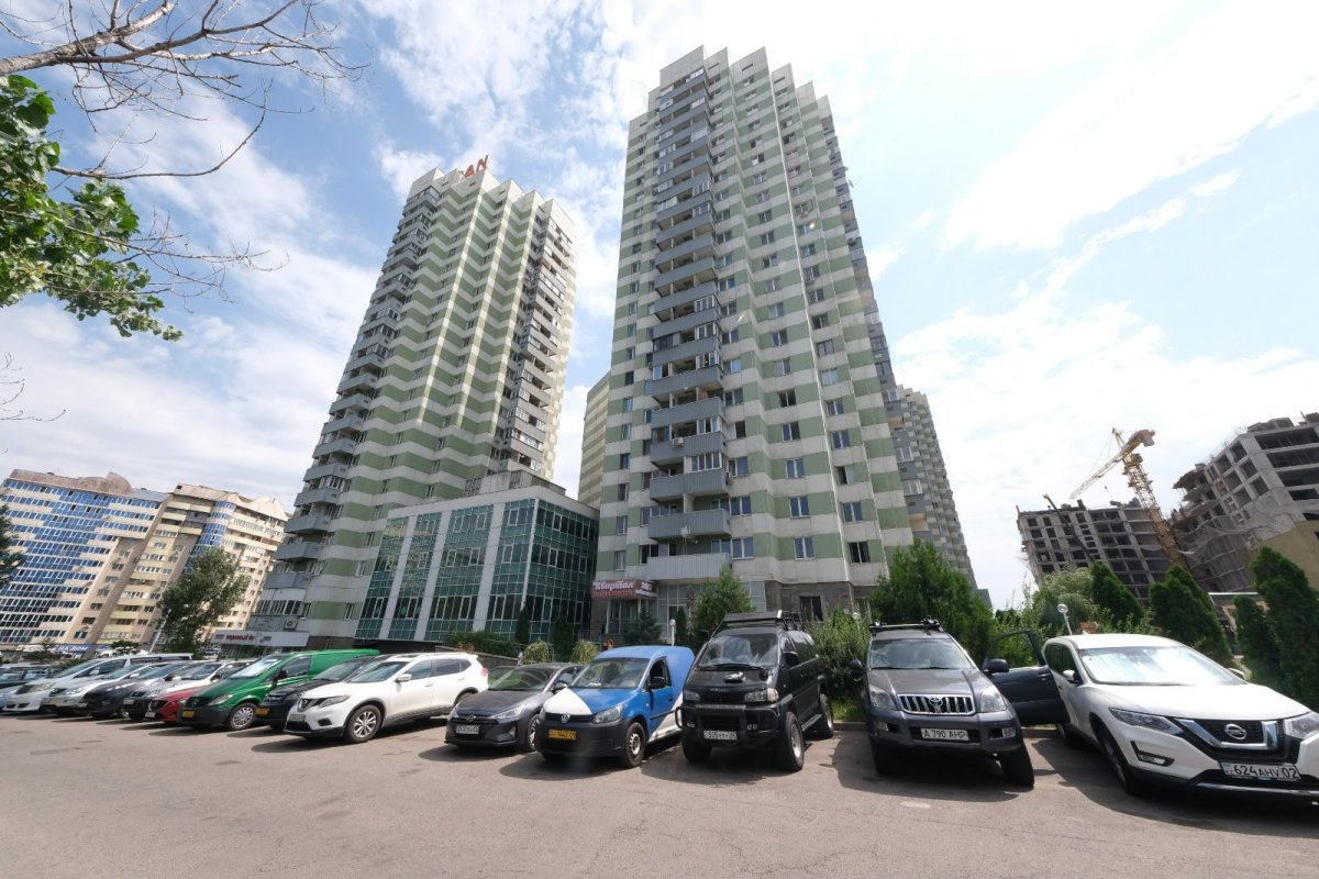 Алматылықтар тұрғылықты жеріне жақын маңда автокөлігін тегін қоя алады