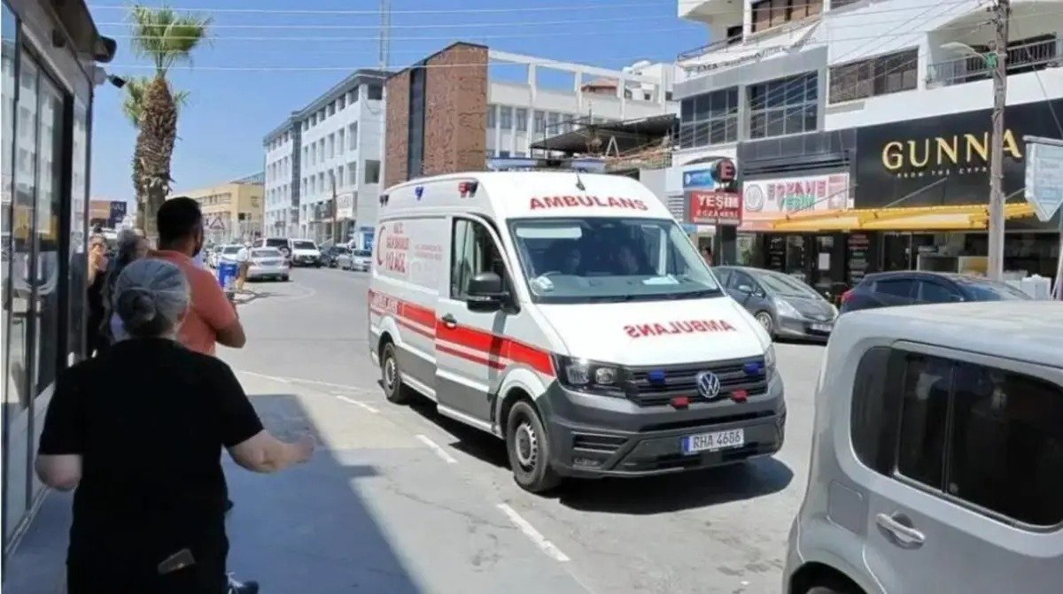 Кипрде қазақстандық қызды супермаркет ішінде пышақтап кетті