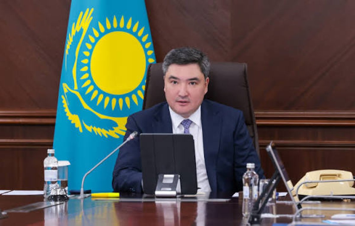 Бектенов бизнесті цифрландыру деңгейін сынға алды