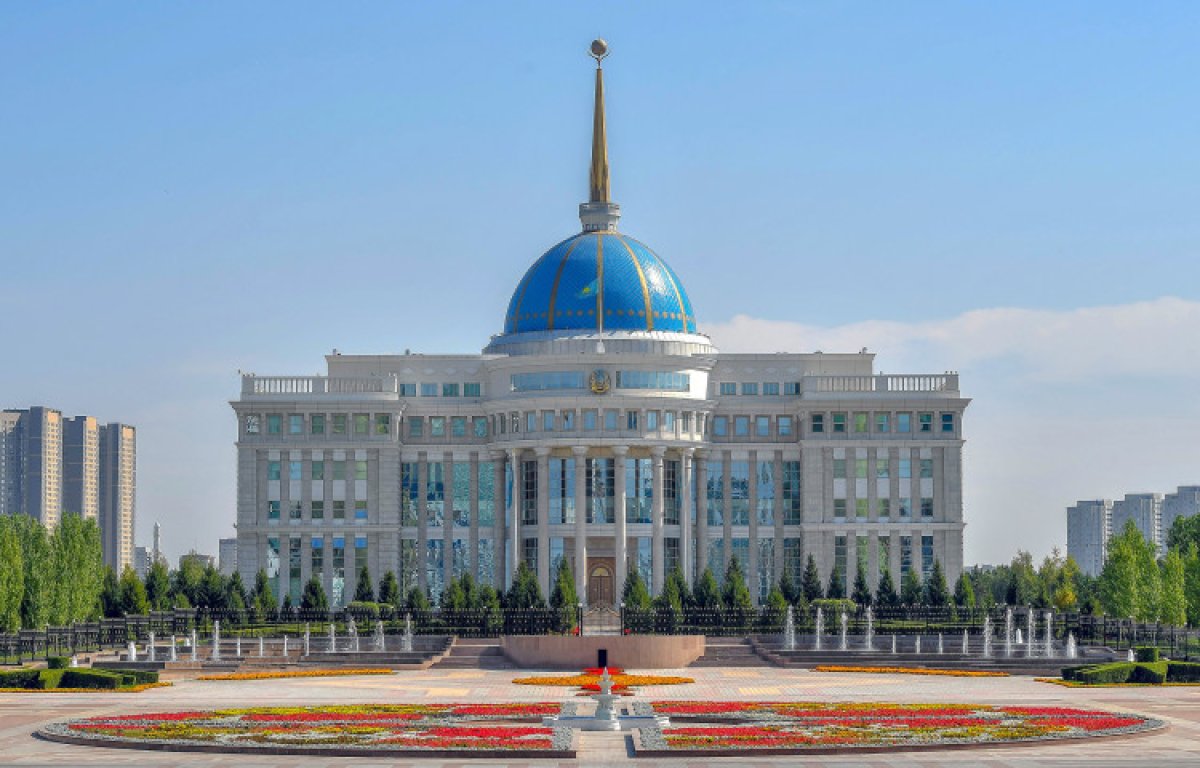 Сүлейменов пен Сағымбаев қызметінде қалды