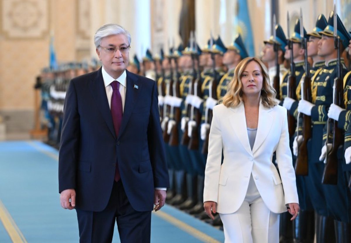 “Болашаққа ұмтылған көшбасшымен жұмыс істеу - мәртебе“. Джорджа Мелони Тоқаевқа үн қатты