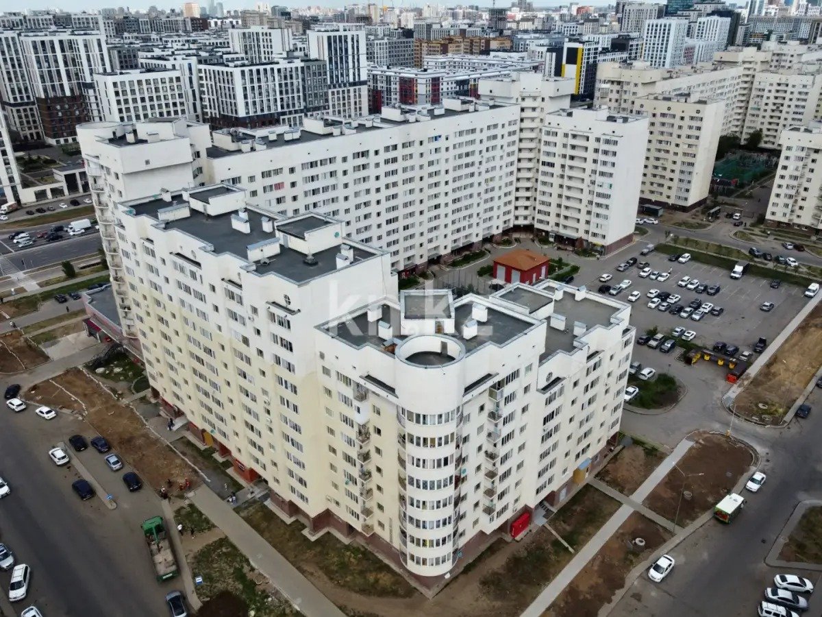 Астанада ер адам әйелін баласының көзінше өлтіріп, артынша өзіне қол салған