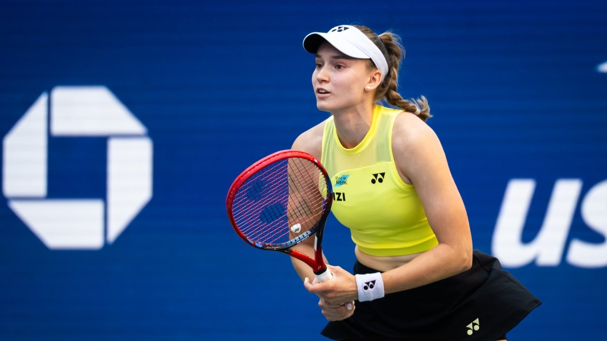 Елена Рыбакина бір аптаға Қазақстанға келмекші
