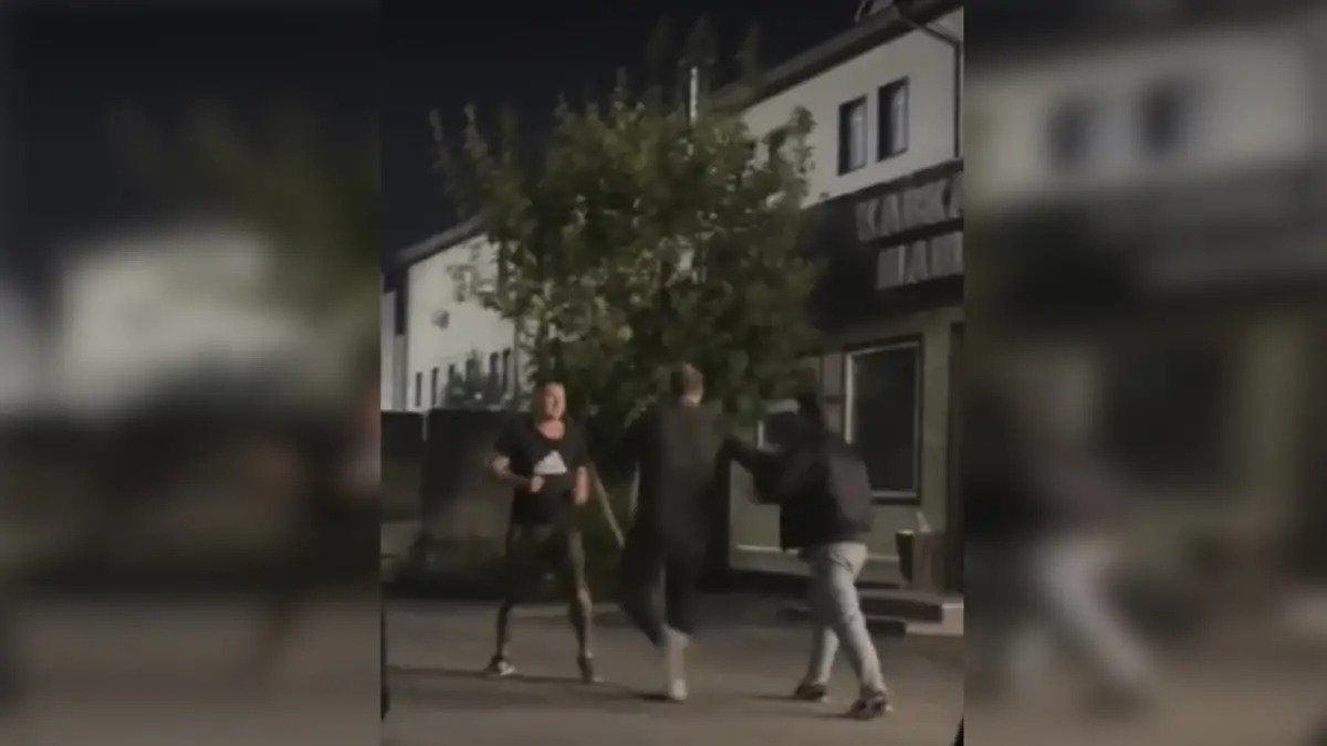 Петропавлда қыз өзін қорлағанын айтып шағымданды, бірақ полиция оны қорғаған жігіттерді ұстаған