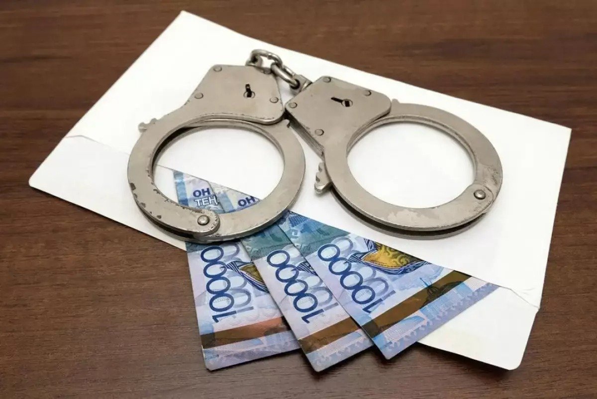 Қызылорда облысында сот төрағасы мен судья пара алғаны үшін тоғыз жылға сотталды