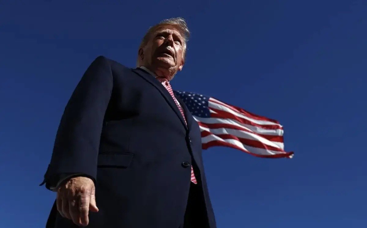 Шектеусіз биліктің соңғы аптасы ма? АҚШ-тағы сайлау Трамптың алдағы билігіне қалай әсер етеді?