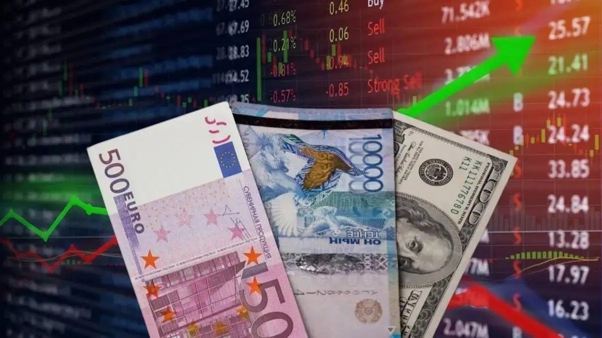 31 қазанда доллар мен еуро қаншадан сатылып жатыр?