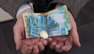 Кедейлікпен күрес: Үкімет қазақтардың табысын қалай арттырмақ