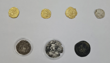V-XIII ғасырлардағы Орта Азия монеталары Қазақстаннан АҚШ-қа заңсыз жөнелтілмек болған