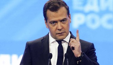 "Бізге Ресейсіз әлем керек емес": Медведев Батысты ақырзаманмен қорқытты