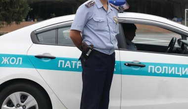 Патрульдік полицияның 7 қызметкері пара алды деген күдікке ілінді