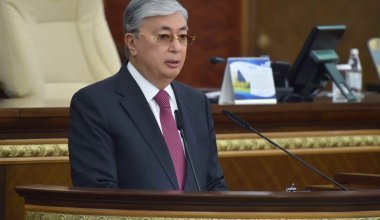 Тоқаев министрлерге: Президент әкімшілігіне жалтақтамаңдар!
